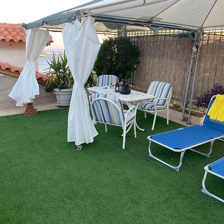 Siga Siga Apartment Megara Ngoại thất bức ảnh